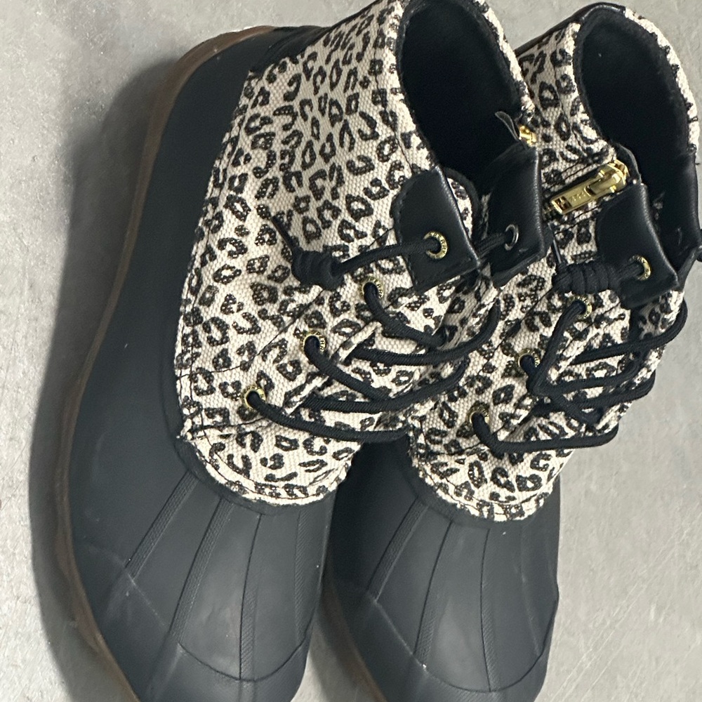 Sperry Women's Leopard-Print Lace-Up Duck Boot in Black and Beige - Picture 5 of 7